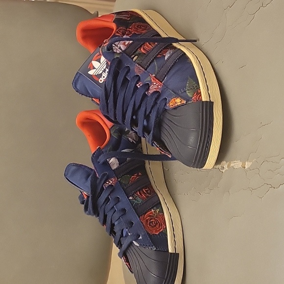 Adidas rita ora Shoes - Adidas SuperStar Rita Ora Red Roses